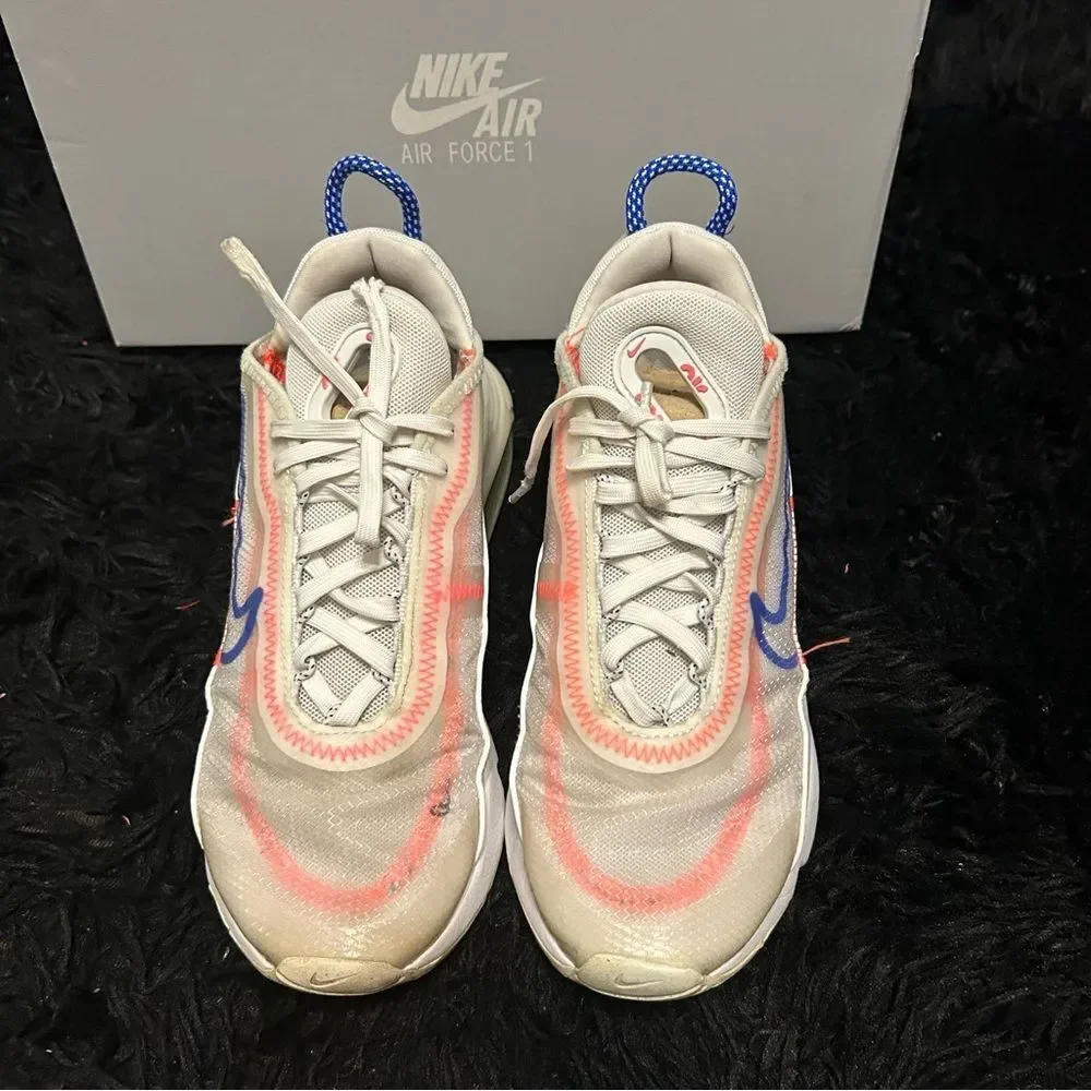 NIKE Air Max 2090 'White Flash Crimson' lace up shoes sneakers women’s 7.5